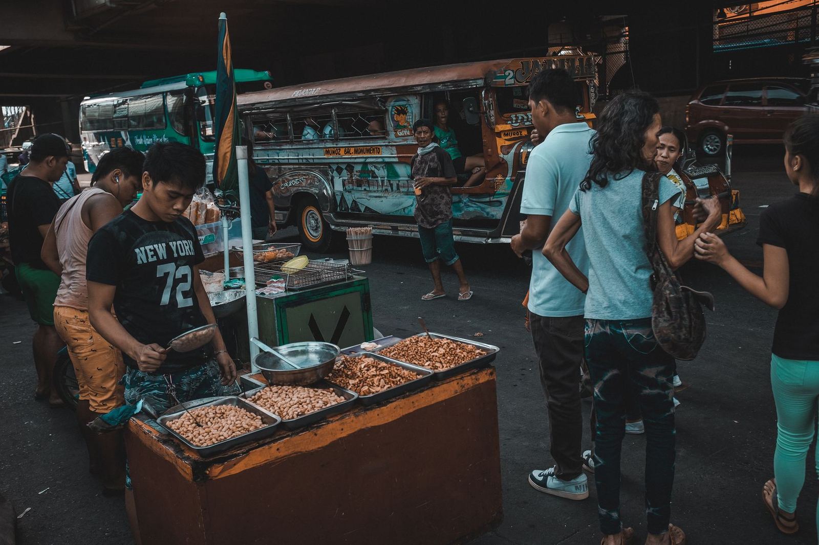 philippine federalism a busy street in Manila