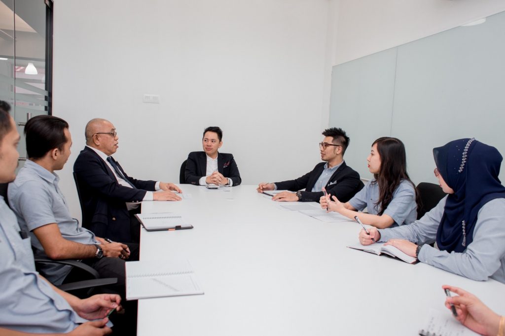 business meetings encourage employee engagement